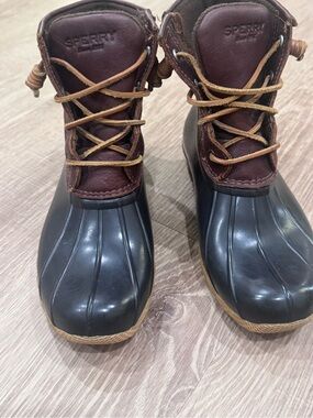 Sperry Saltwater Duck Boots Women’s 7.5 Brown Black Waterproof STS91176